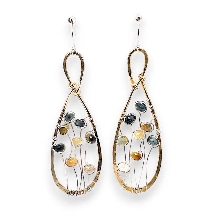 Boucles d'oreilles Œil de Chat Fleur Sauvage E81185 pour la vente par Art by any Means Jewelry