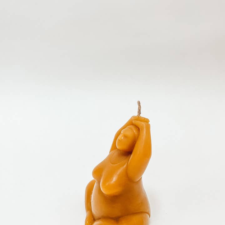 Glim & Glam - Wholesale Novelty Candle - Lotus Meditation Beeswax Candle4