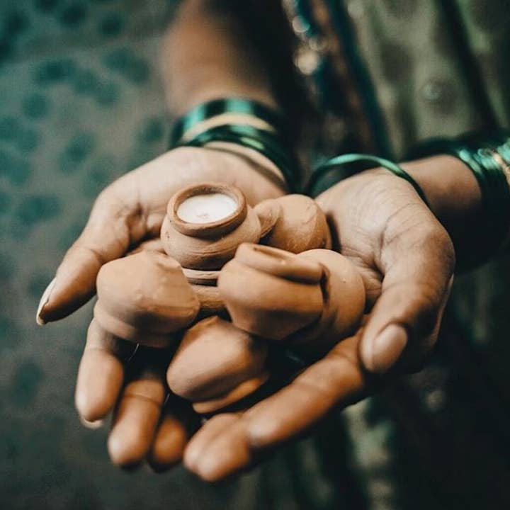 Dalit Goods Co - Wholesale Tea Light Candles - Handmade Terracotta Beeswax Tea Light Candles - Box of 10