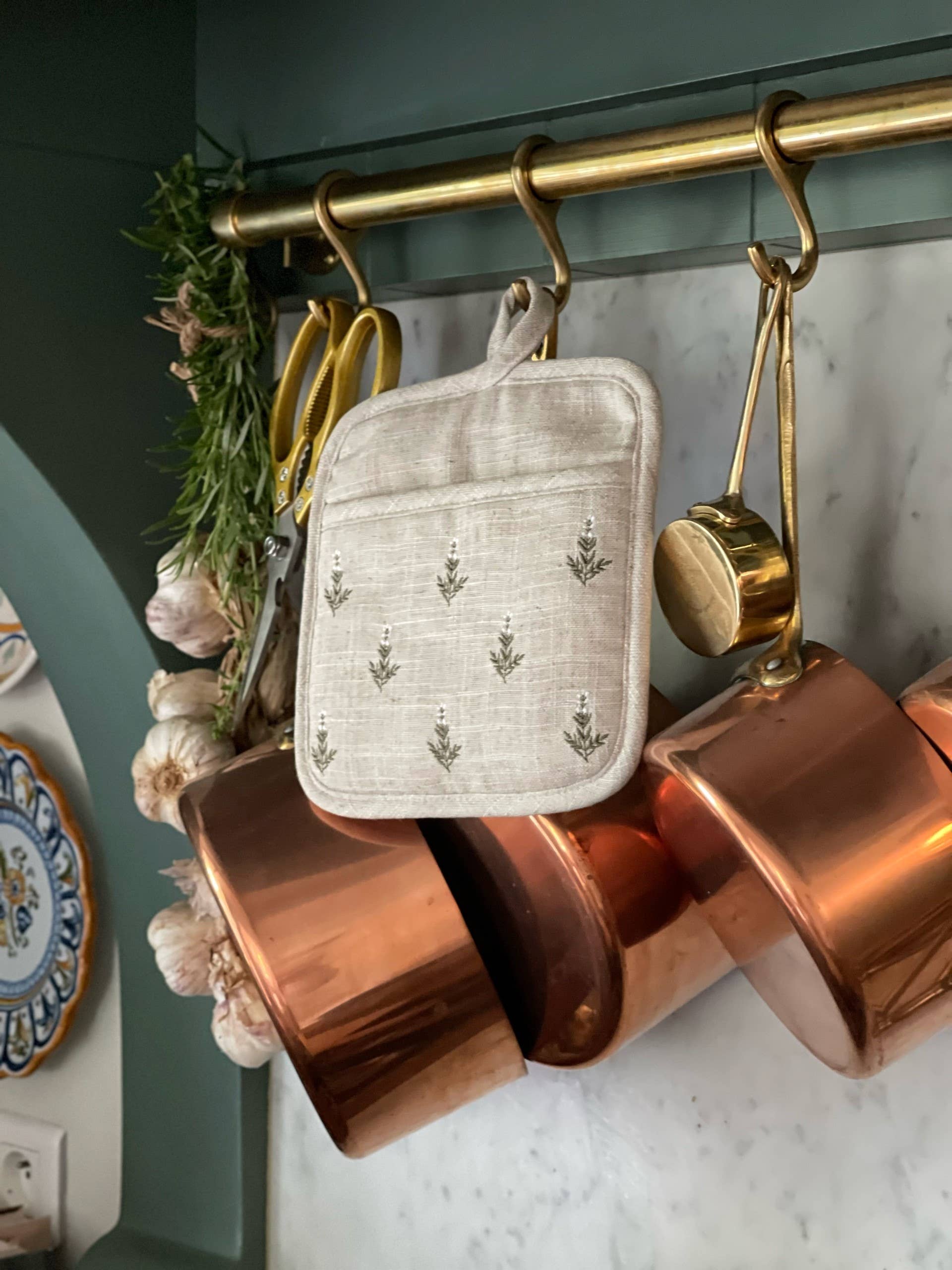 Vivi et Margot - Vendita all'ingrosso Guanti da forno/Presine - Presina in lino francese con ricamo floreale