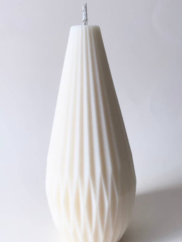 Bougie Lanterne Blanche Haute pour la vente par The Ambient Company