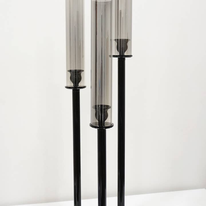 Sweet Home Deco - Vendita all'ingrosso Portacandele - Candelabro/portacandele Hurricane in cristallo da 40" T a 3 bracci nero