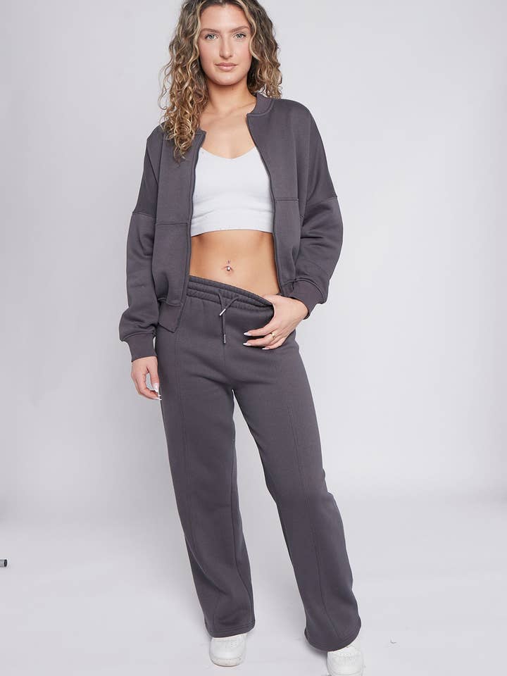 AX Labels - Wholesale Top & Pant Set (NOT Loungewear) - Women's - Oversized Bomber Style Fleece Zipper Co-ord3