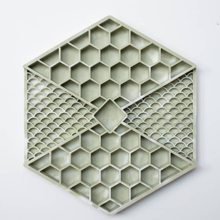 LIEVICK - Wholesale Pet Food Mat - Dog - LIEVICK Lick mat | Lievick Green & White