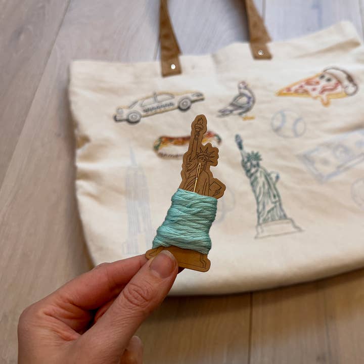 Chasing Threads - Wholesale Tote Bag - Unisex - Stitch Your City - New York City Tote Bag Embroidery Kit3
