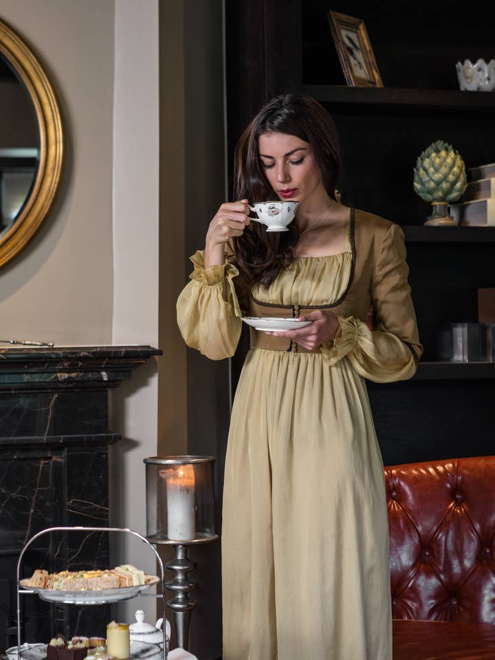 Ariana for wholesale by Dzhamy London