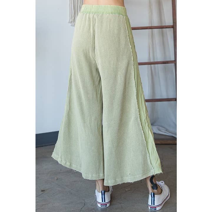 Oli&Hali - Wholesale Pants - Women's - WASHED ELASTIC WAIST BAND WIDE LEG CROPPED PANTS