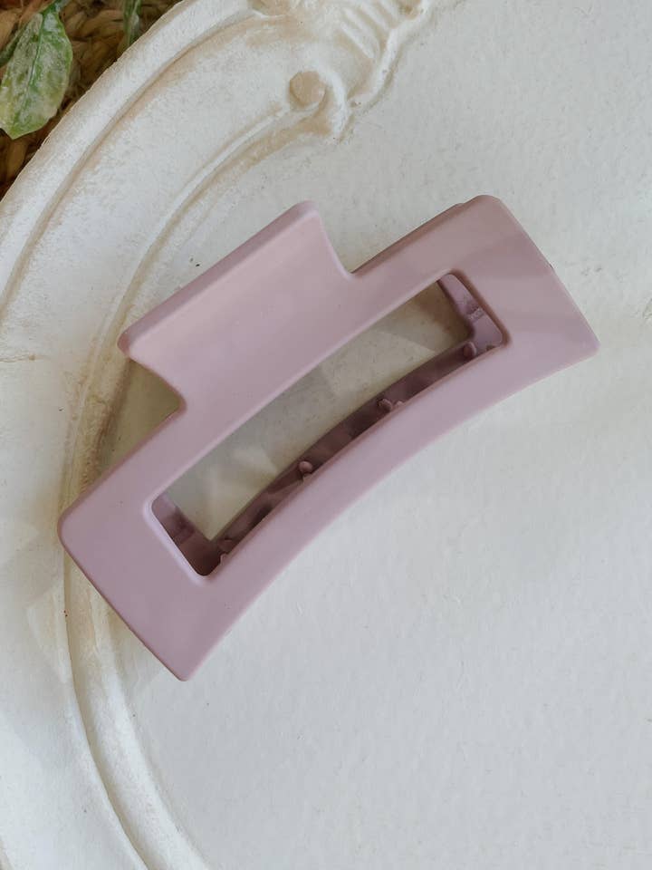 Lila mittelgroße Haarklammer für den Großhandel von Ivory Bloom Boutique