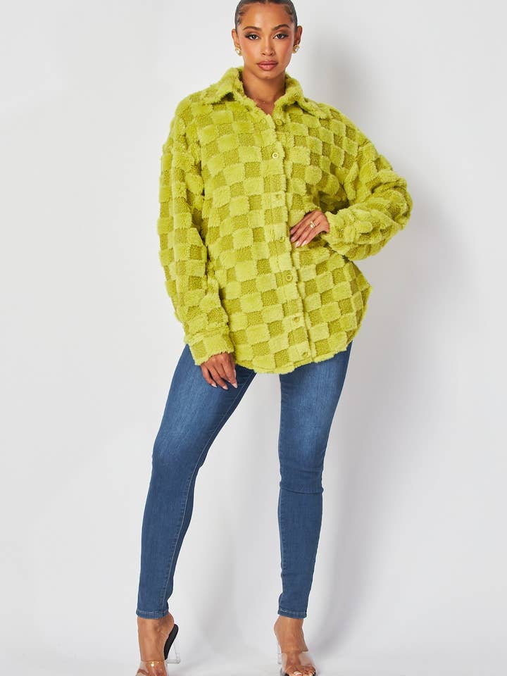 Hot & Delicious - Wholesale Shirt Jacket/Shacket - Women's - Nelly Checkered Faux Fur Fleece Shacket (HDJ32253)3