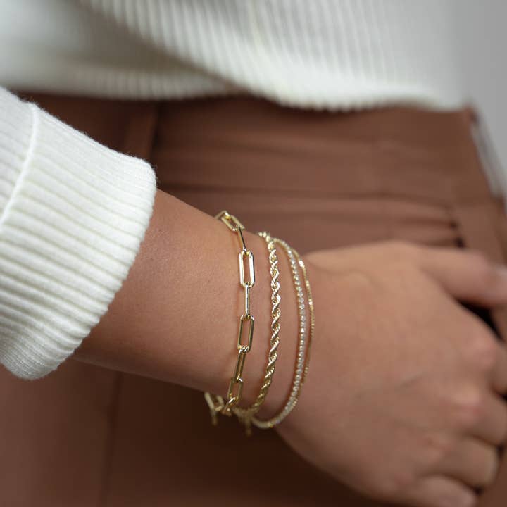 The Sis Kiss - Wholesale Link & Chain Bracelet - The Clara Bracelet (Essentials Collection)2