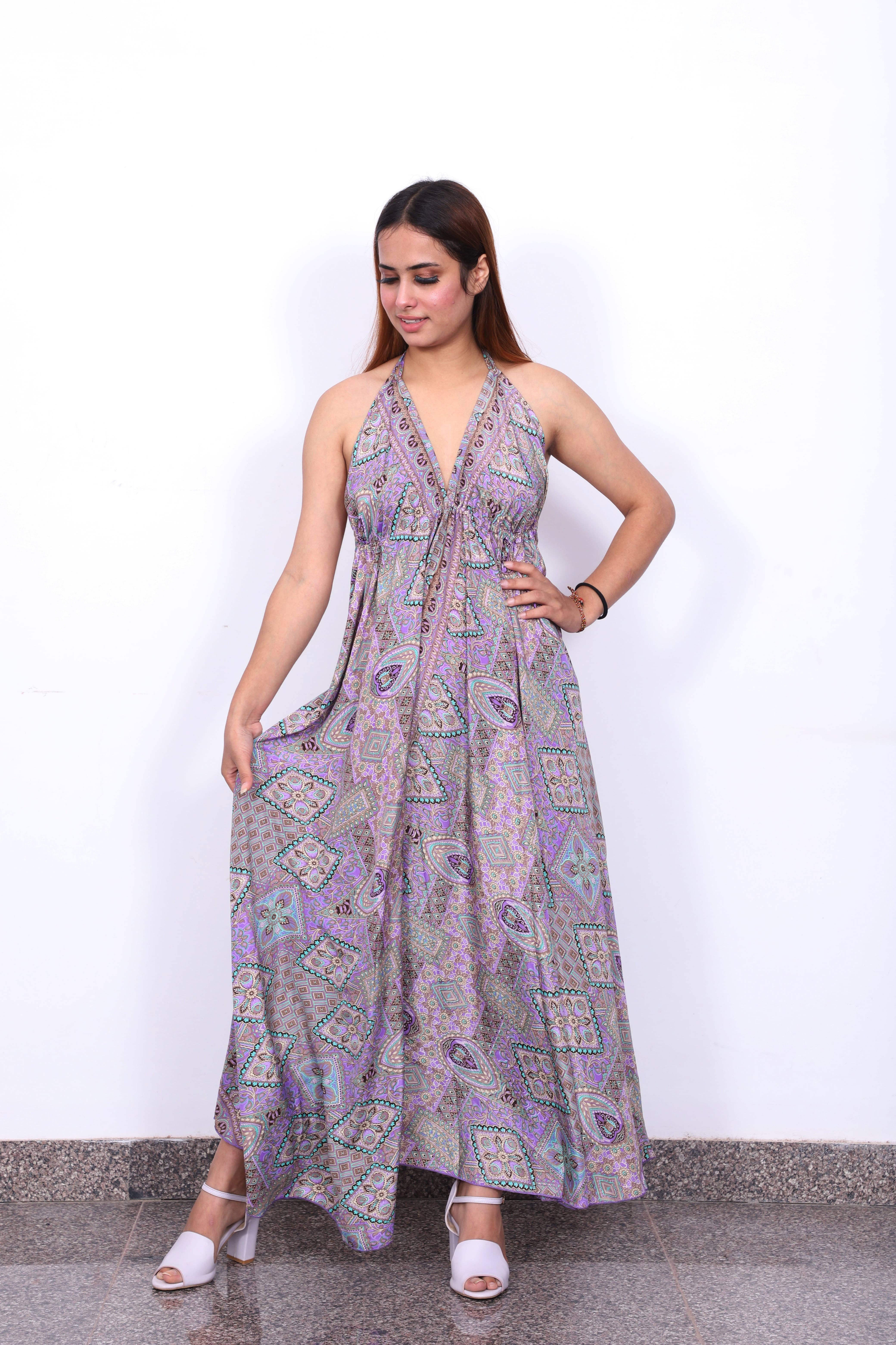 Humanity Centred Designs – Großhandel Kleid – Damen – Boho Kleid Neckholder rückenfrei bedruckte Rüsche in voller Länge1