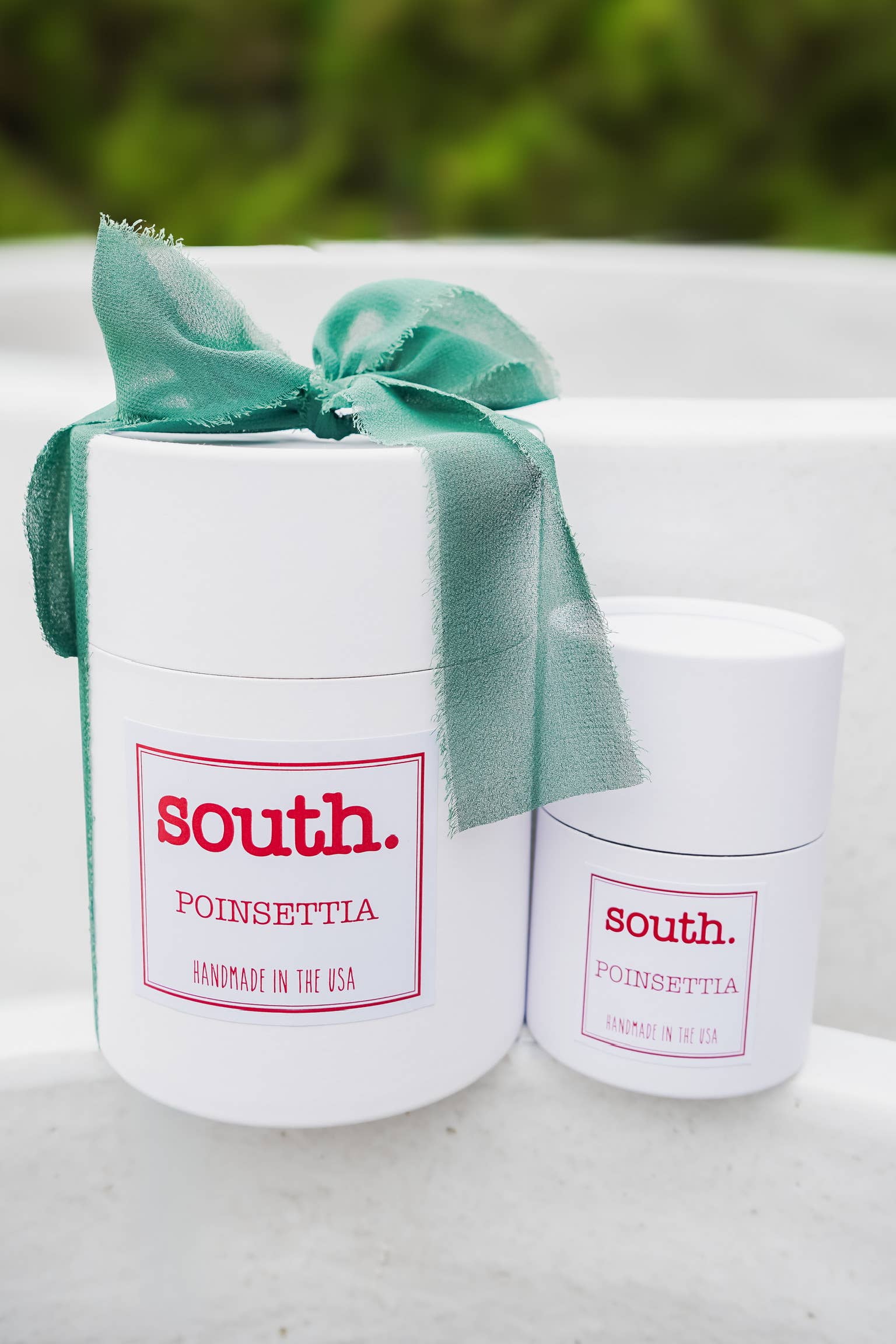 The South Candle - Wholesale Jar/Filled Candle - Poinsettia Candle