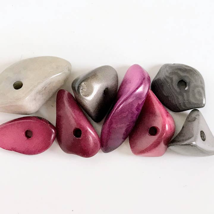 Belart Fair Trade - Wholesale Pendant/Charm Necklace - Tagua 3-Ojete Suba Necklace