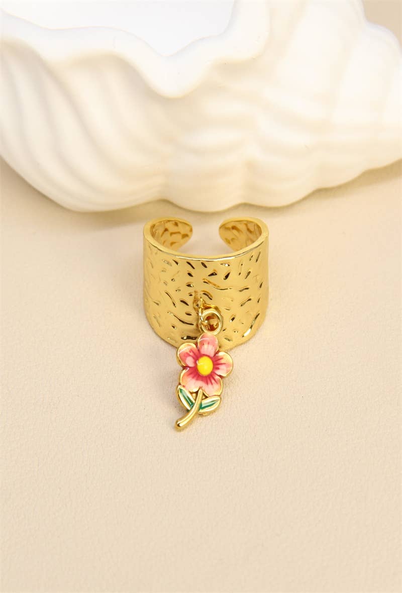 Adjustable Flower Ring in Stainless Steel - Golden Elegance for wholesale on Faire1