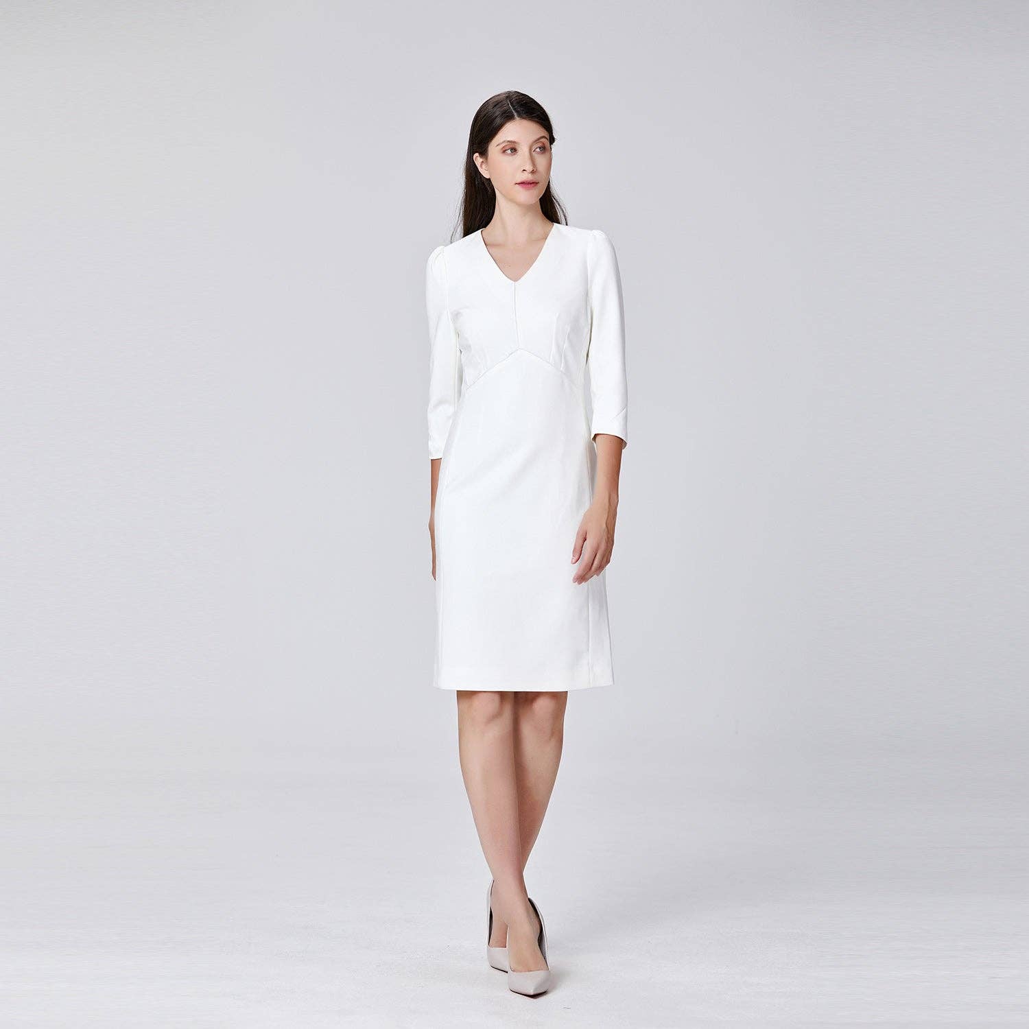 Smart and Joy - Wholesale Dress - Women's - Fitted dress with V-neckline3