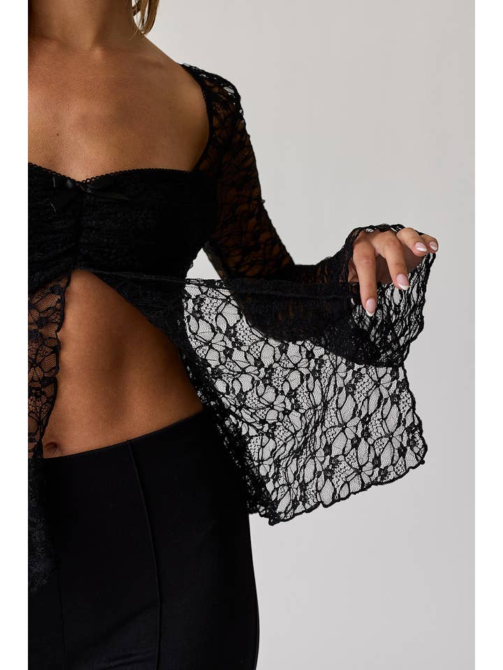 Papermoon - Wholesale Blouse - Women's - PT18216 - Ella Sweetheart Lace Top2