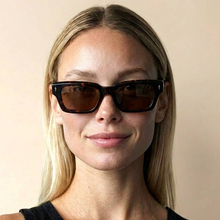 Farringdon Sunglasses 100% UV Protected Lenses - Tortoise for wholesale by Greenwich Social Club