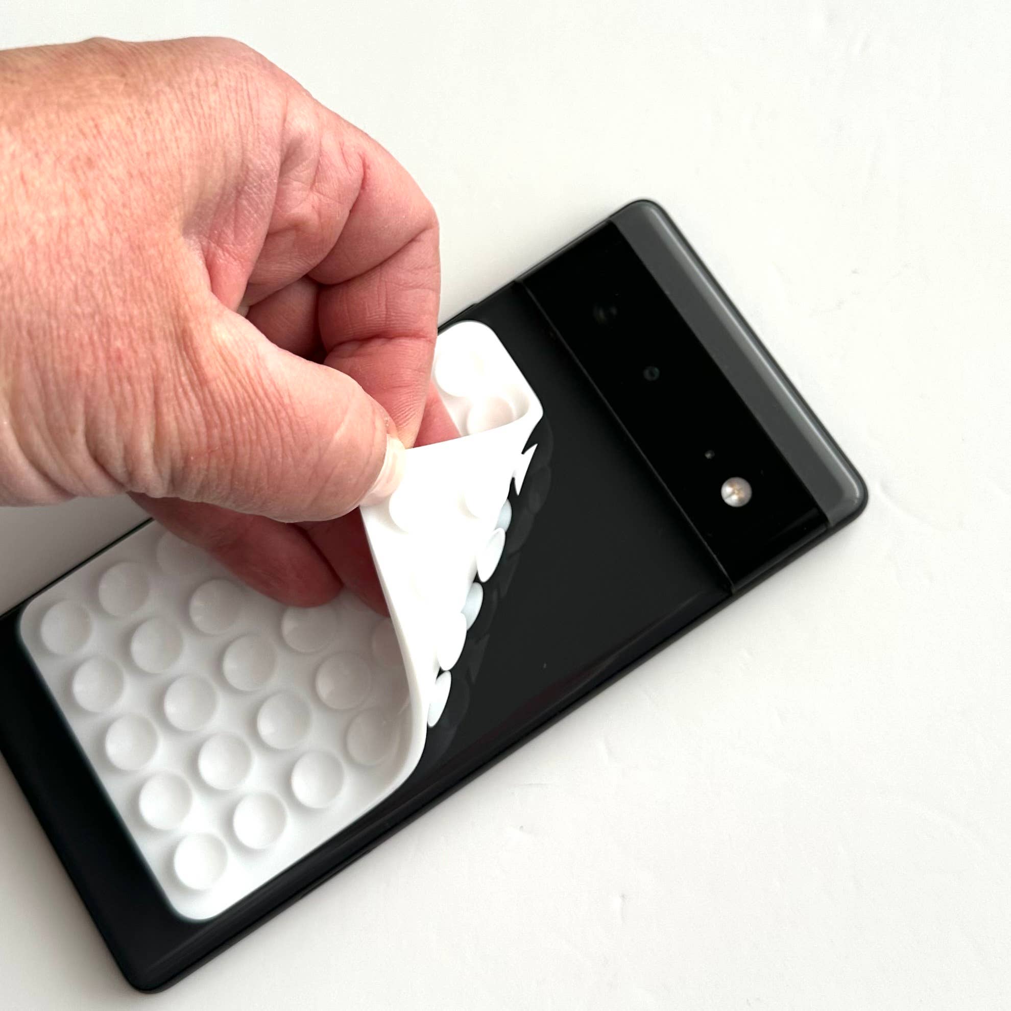 iconic mi - Wholesale Phone Grip - Phone Sticky Grip 2 Sided Silicone Suction Pad White1