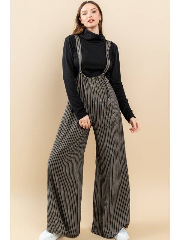 Oddi - Wholesale Jumpsuit - Women's - Wide Leg Stripe Suspender Jumpsuit1