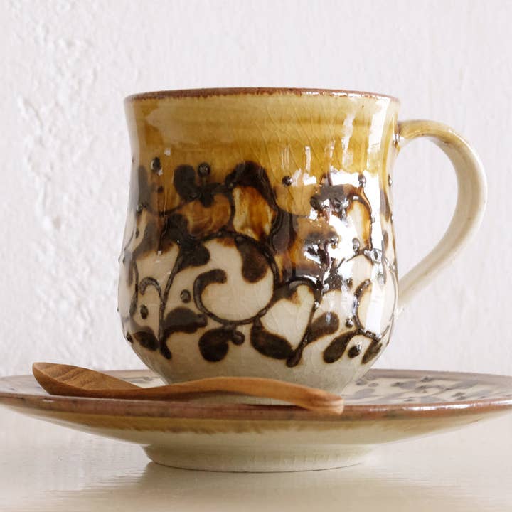 Icchin Cup and Saucer by Aya Kondo for wholesale by wagumi