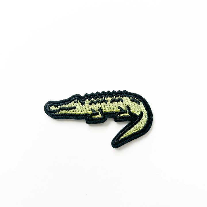 Field Trip Threads - Wholesale Patch - Alligator Embroidered Iron On Patch Green Crocodile1