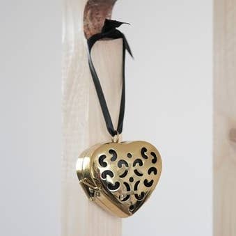 COEUR OR car diffuser - FRAGRANCE OF YOUR CHOICE for wholesale by Autour Du Parfum