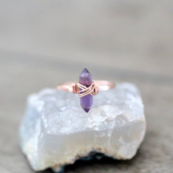 Saressa Designs - Venta al por mayor Anillos grandes/de cóctel - Anillo de escudo - Amatista2