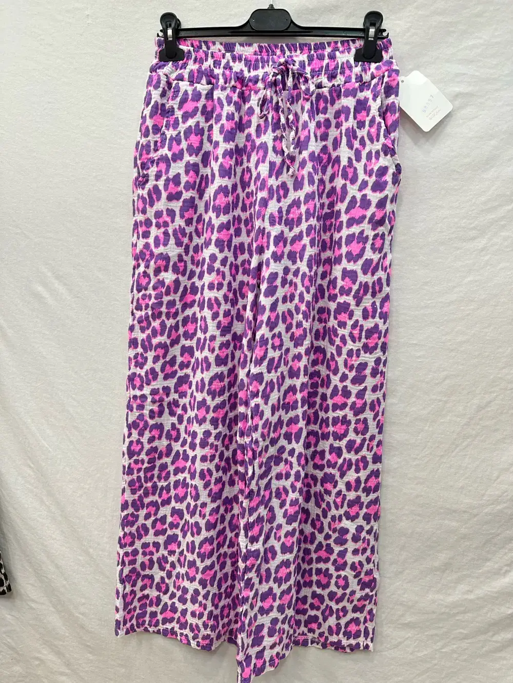 Mimi & Gogo – wholesale Pants – Women's – Leopard Cotton Gauze Pants @96697_PaLeoGaze4