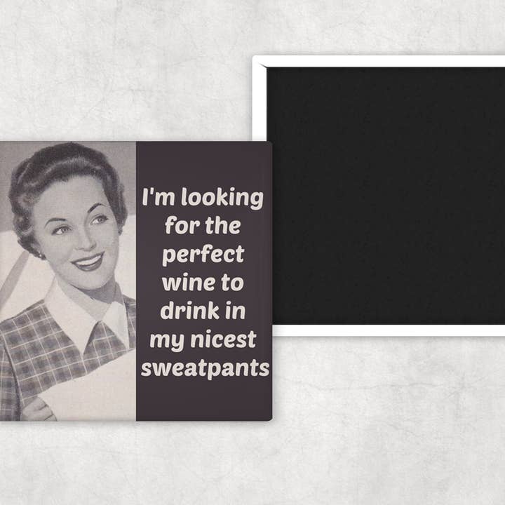 Raven's Rest Studio - Wholesale Magnet - Fridge Magnet. I'm Looking For The Perfect Wine To Drink...