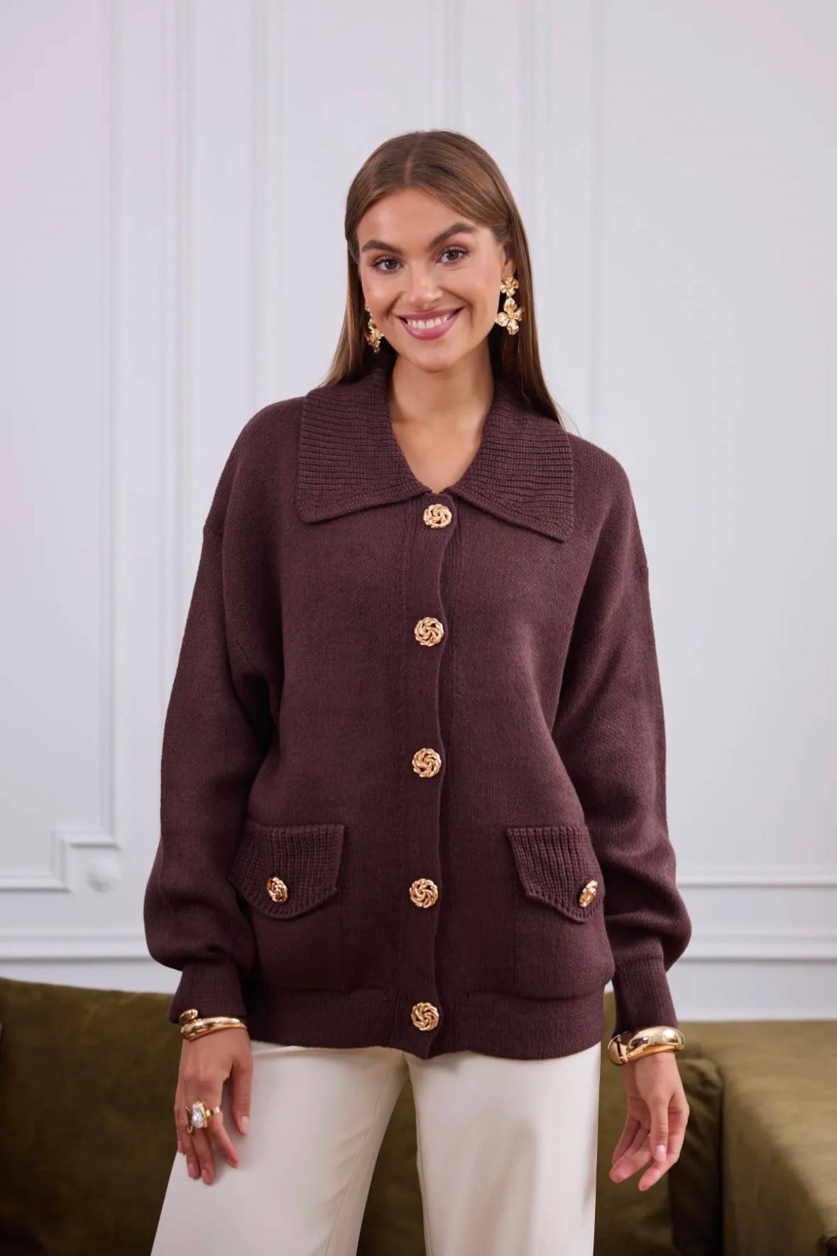 Frime - Vente Cardigan – femme - Gilet court à col large et boutons dorés - 27011