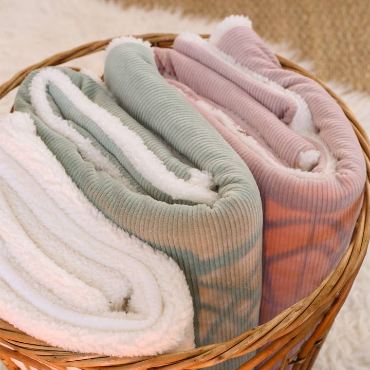 Trois kilos Sept - Wholesale Receiving Blanket - Baby - Sherpa Blanket - Mix & Match Collection10