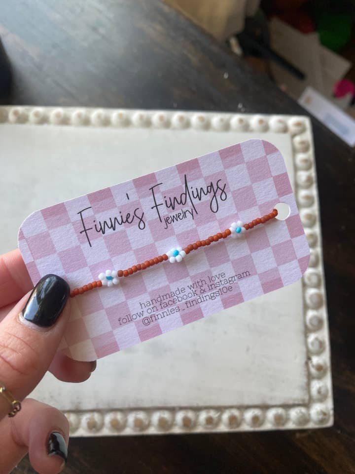 Bracelet Desert Daisy inversé pour la vente par Finnie’s Findings