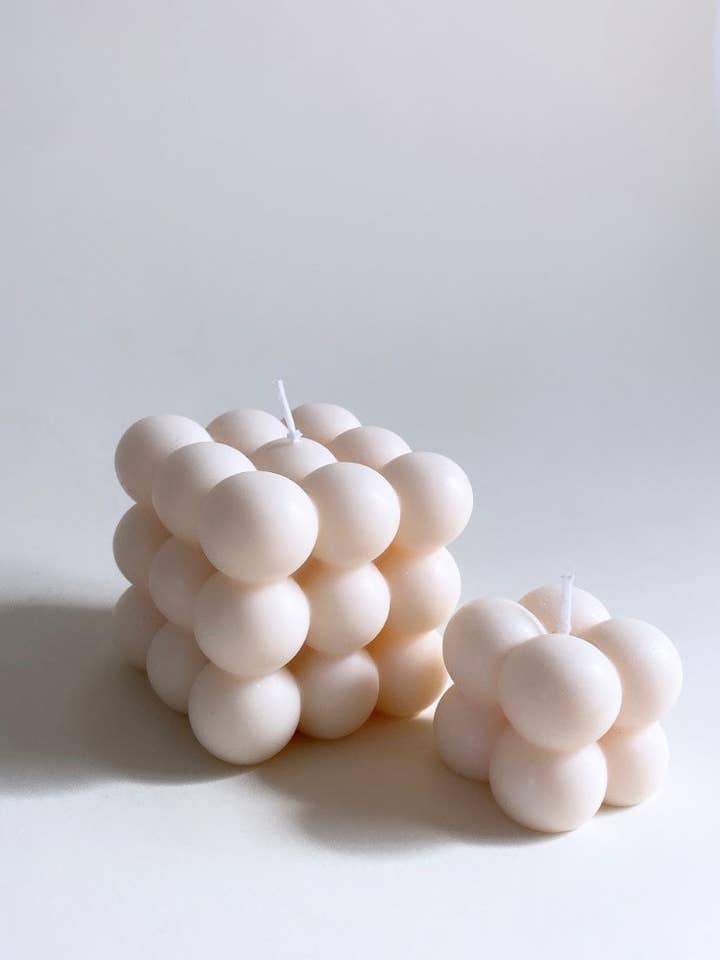 White Bubble Duo Candle for wholesale by The Ambient Company