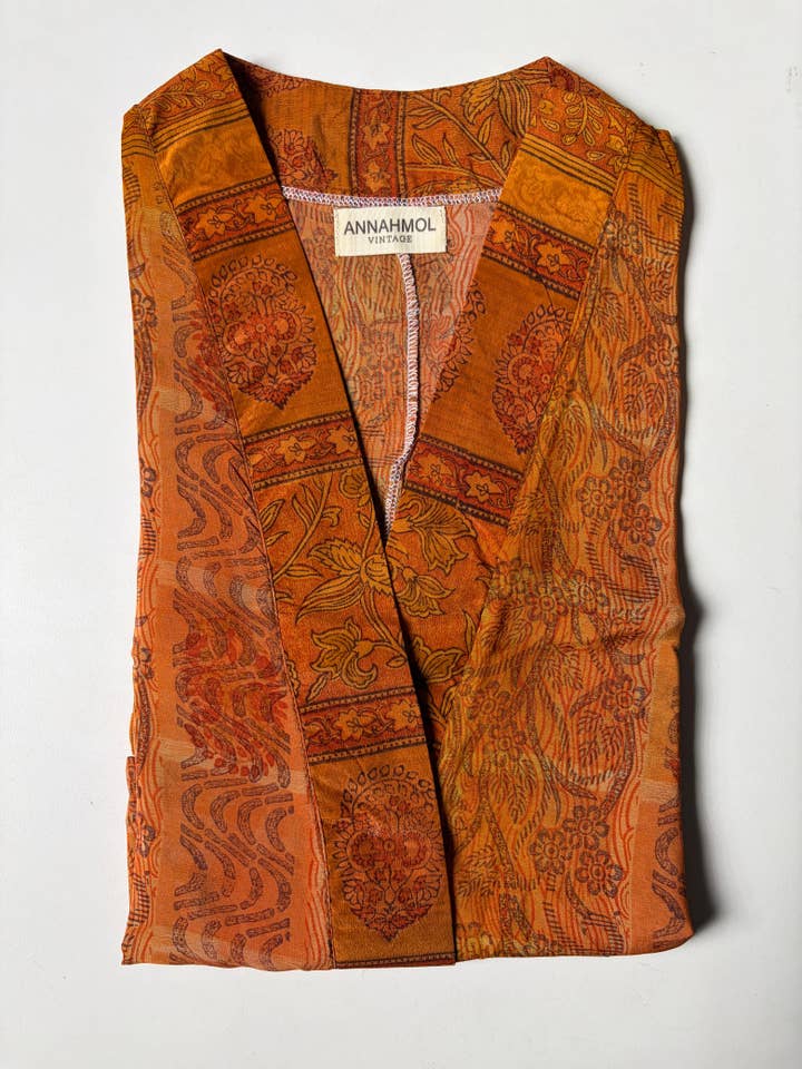 Annahmol - Wholesale Blouse - Women's - Vintage Silk Kimono Top: Free Size: BEST SELLERĀ : OOAK22