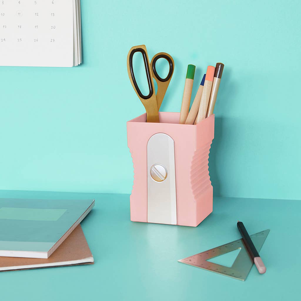 Balvi – wholesale Pen & pencil holder – Pencil holder, Sharpener, light pink, plastic1