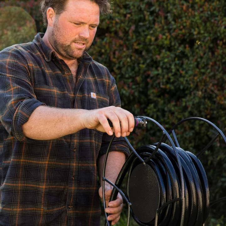 Yard Butler - Wholesale Garden Tool - Free-Standing Swivel Hose Reel3