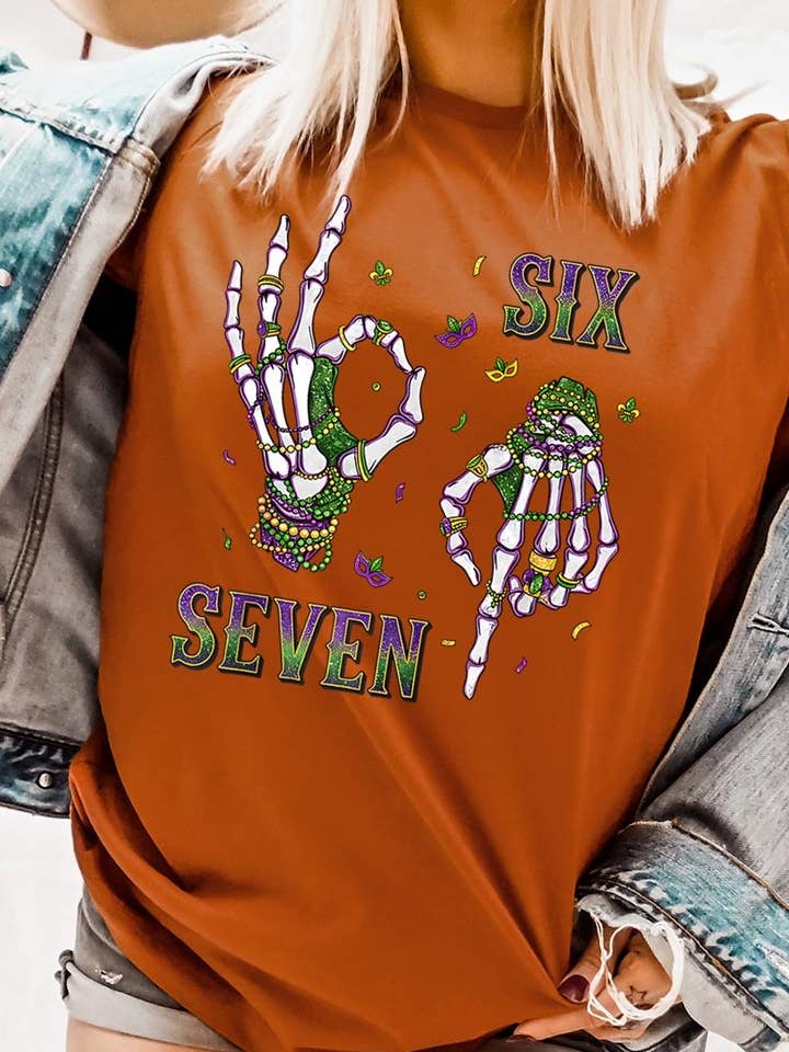 Zes Zeven Skelet Mardi Gras Grafisch T-shirt voor wholesale door COLORBEAR