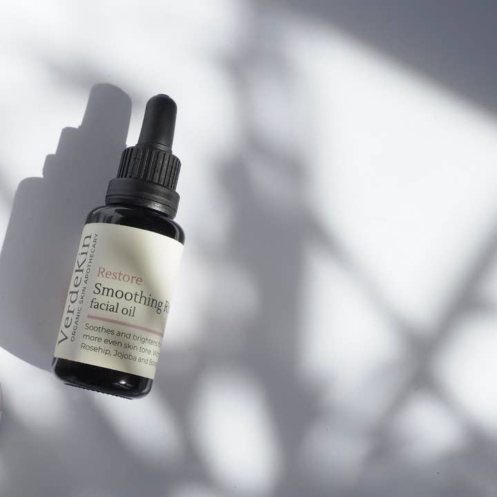 Smoothing Rose facial oil 30ml for wholesale by VerdeKin