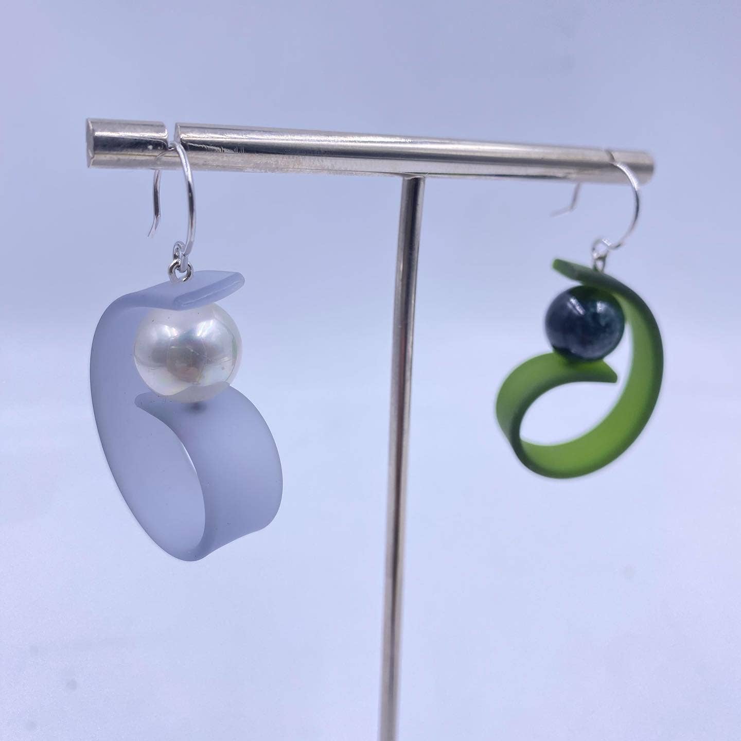 Samuel Coraux - Wholesale Dangle Earrings - Thinker earrings7