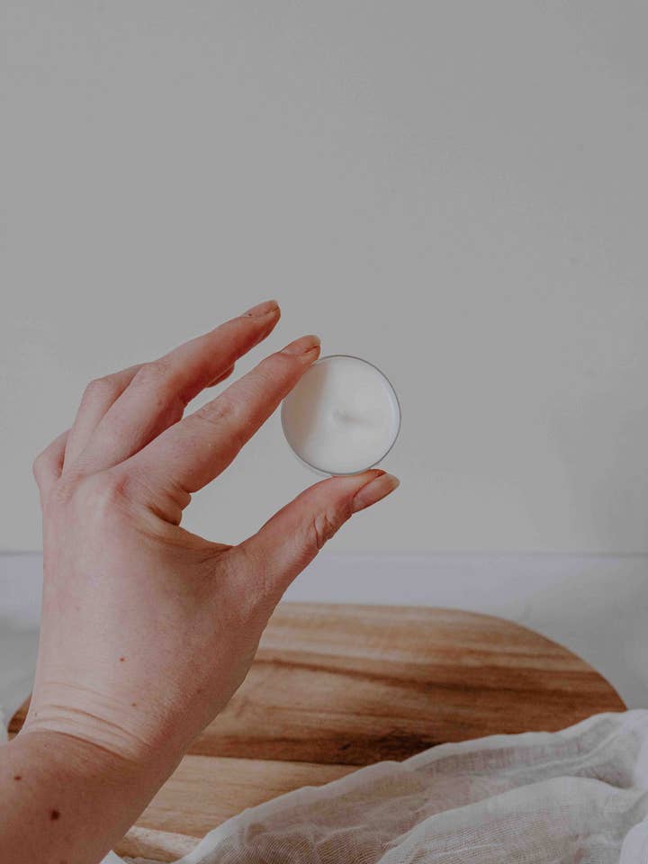 Single sample for wholesale by WILD CHILD Bougies & Co