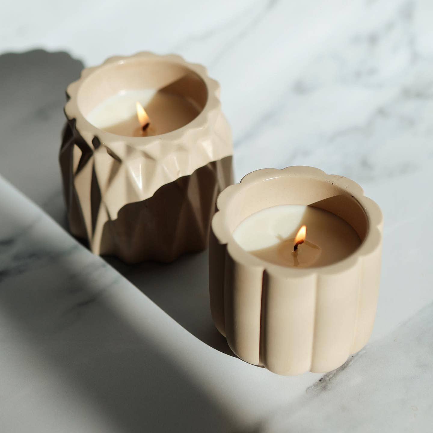 Moderniche - Wholesale Candle Holder - 7oz Empty Concrete Candle Jar  w/ Lid Option - Scallop Style3