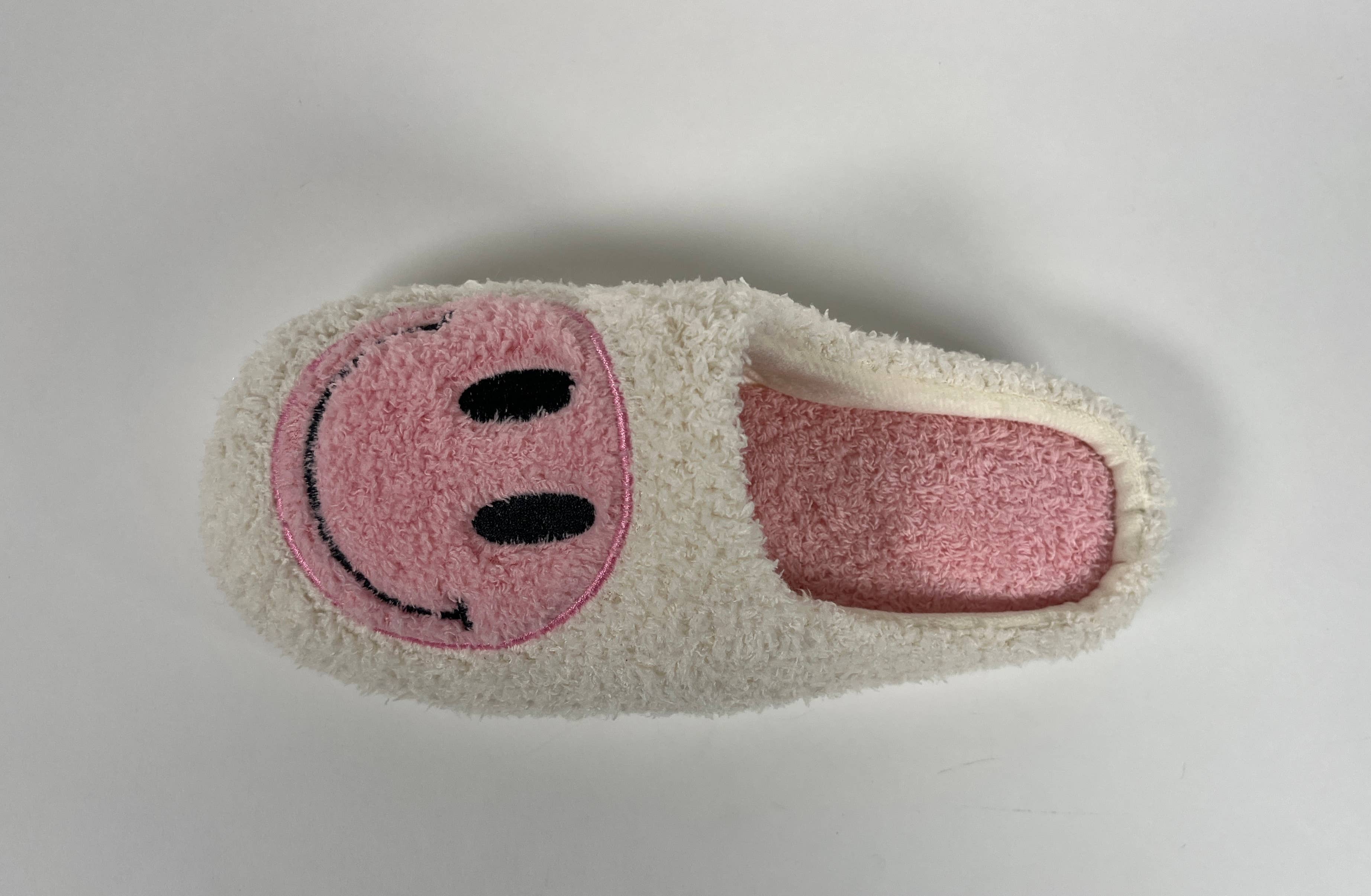 Handcraft Manufacturing Corp. - Wholesale Slippers - Women's - Cozy Smiley Clog4