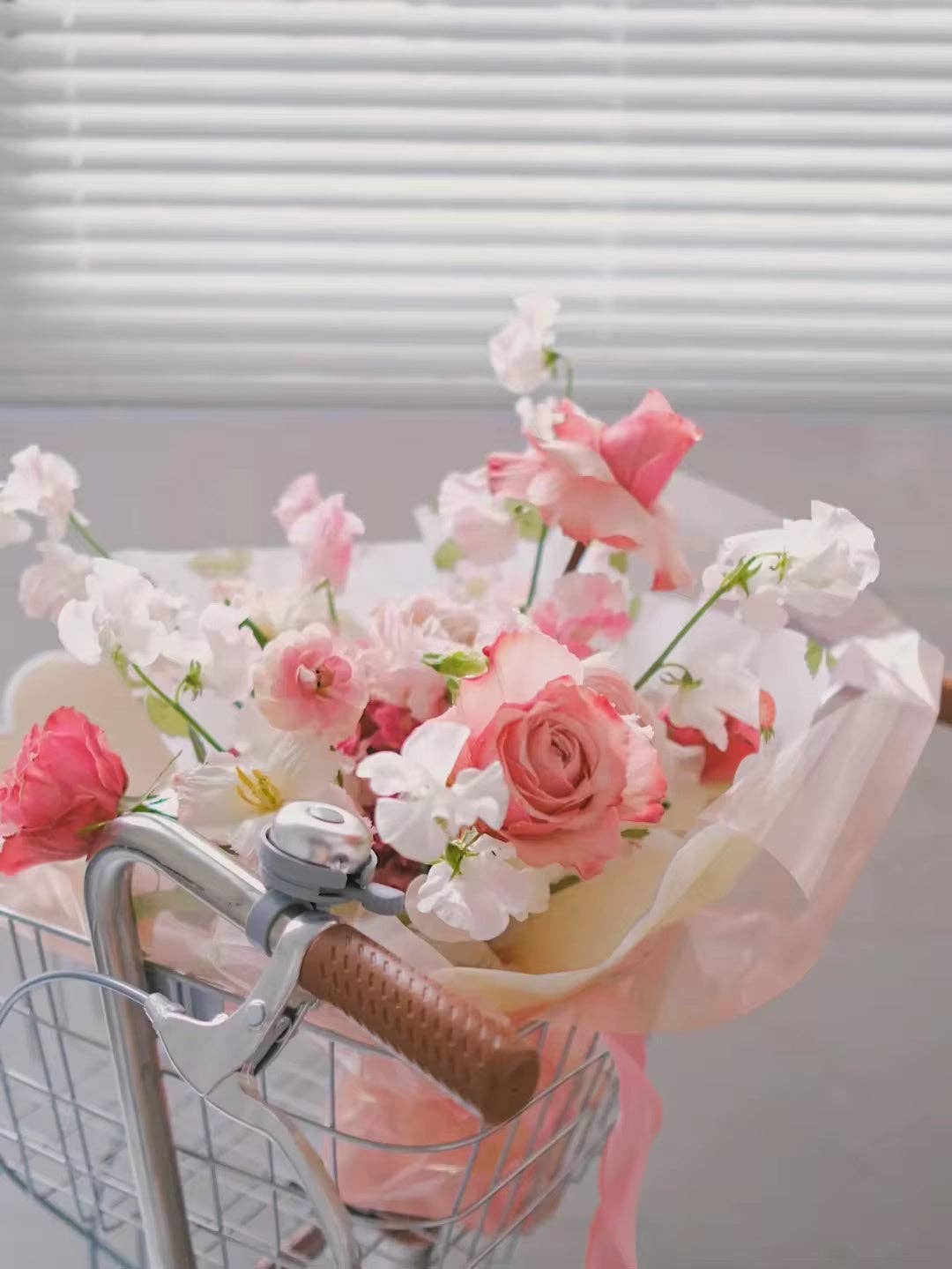 Elegant Design Supply – wholesale Wrapping paper roll – Color Cellophane Flower Wrapping Paper (20pcs/bag)8