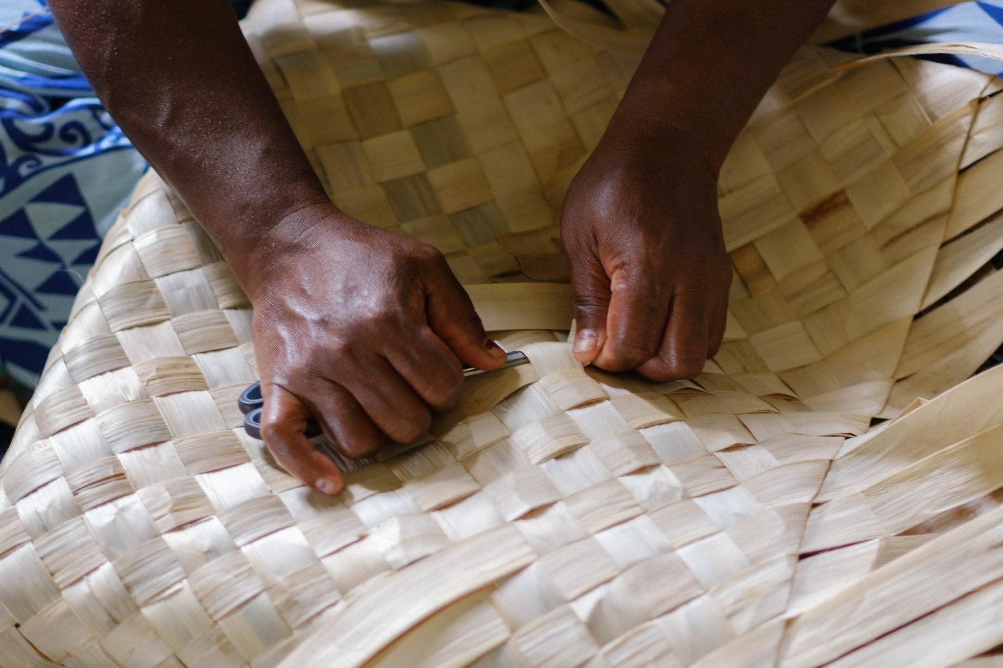 Rise Beyond the Reef - Wholesale Tote Bag - Women's - Handwoven Carry Bag6