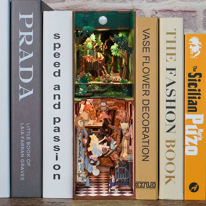 Hands Craft - Wholesale DIY Craft Kit - DIY Miniature House Book Nook Kit: Alice's Adventure