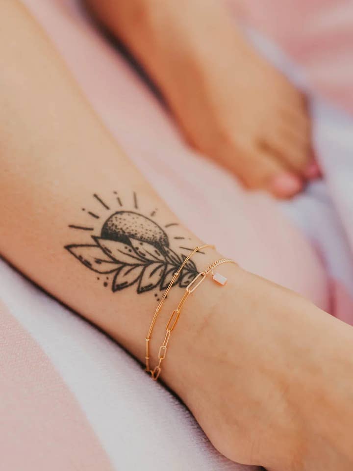 Satellite Knöchelketten-Armband | 14 Karat Gold Filled + Sterlingsilber für den Großhandel von Hello Adorn