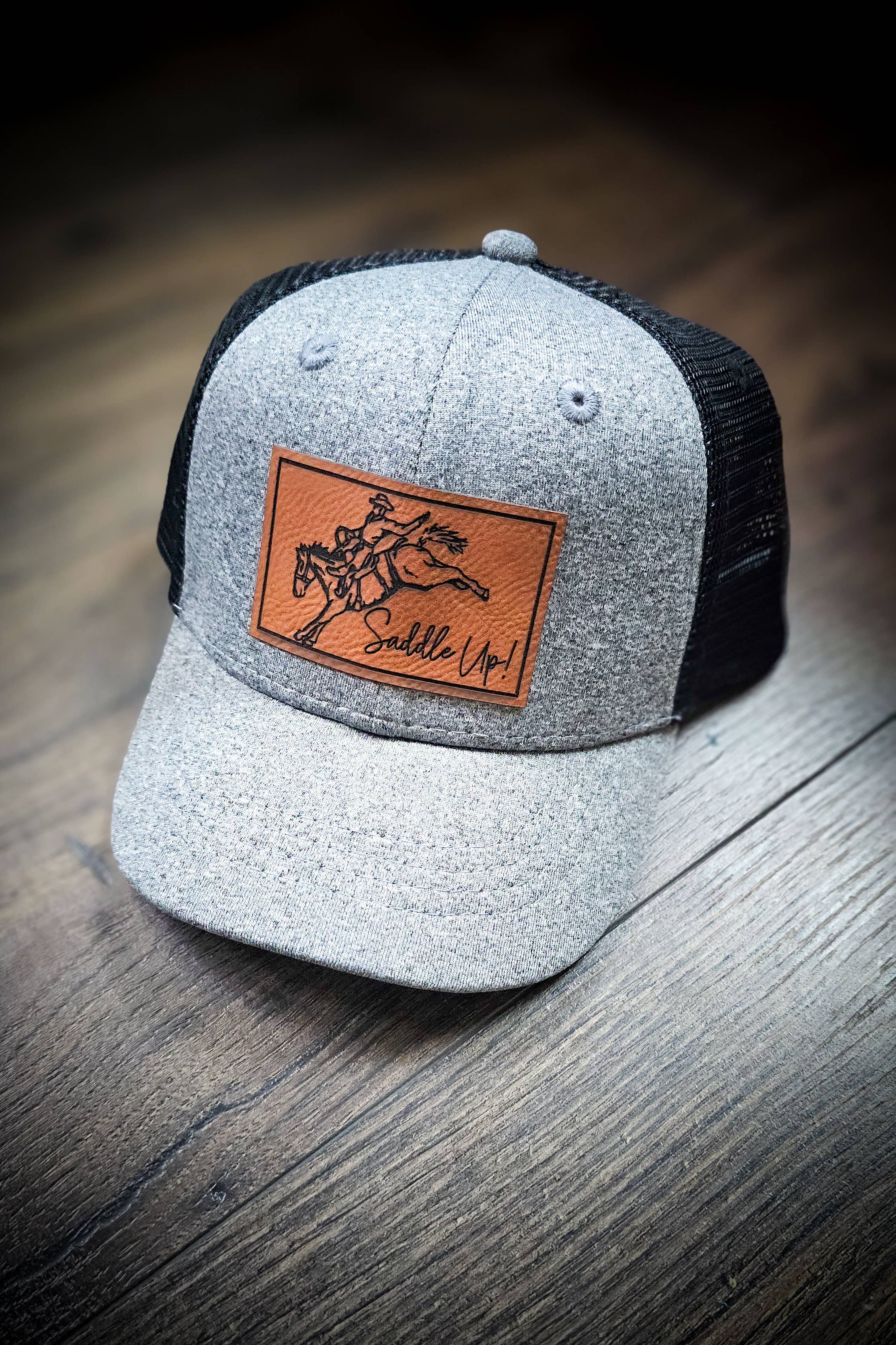 BRIARANDSPHINX – wholesale Trucker hat – Unisex – Saddle Up!