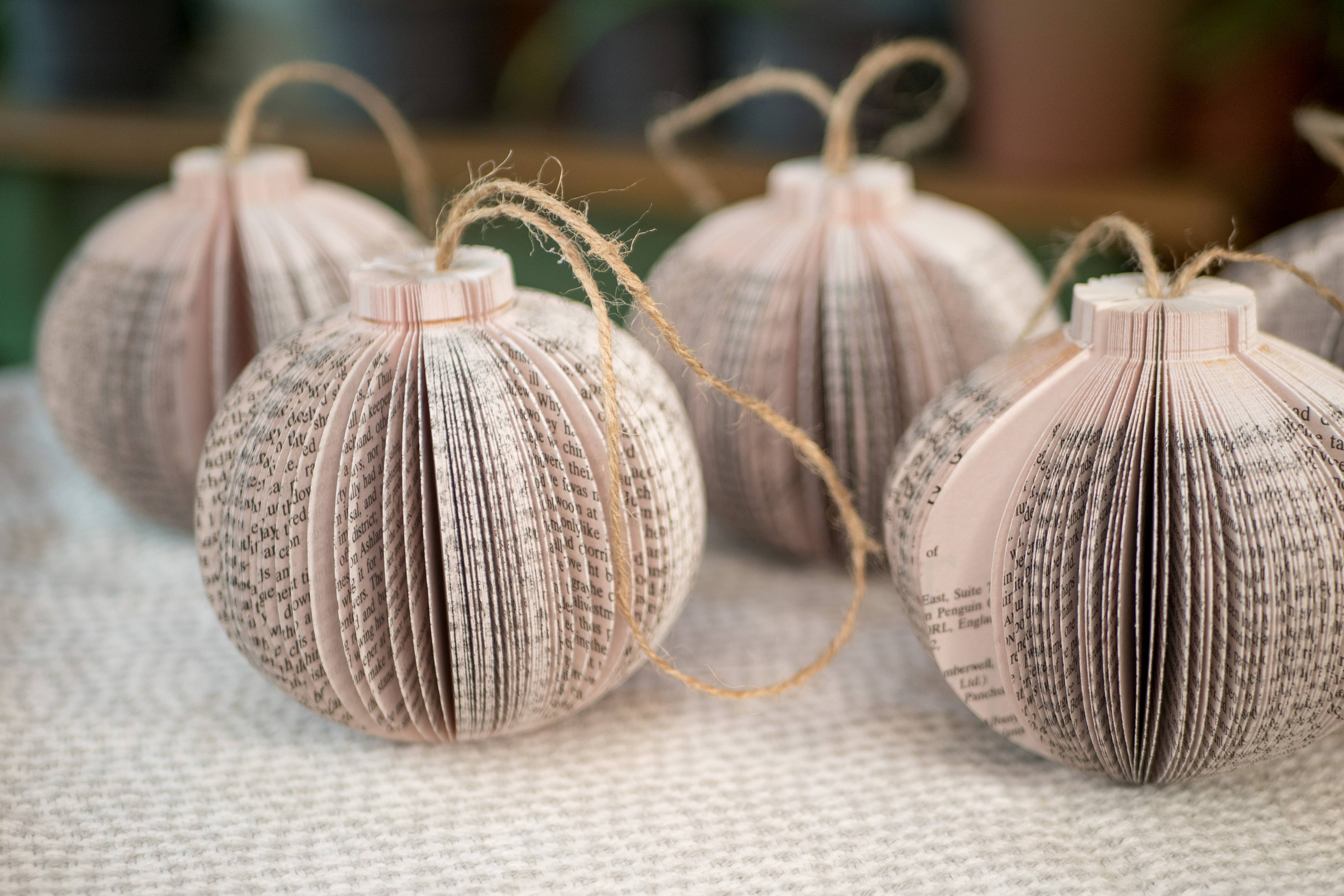 Root To Vine – wholesale Ornament – Book Christmas Ornament-Tree Ornament Book Gift Holiday6