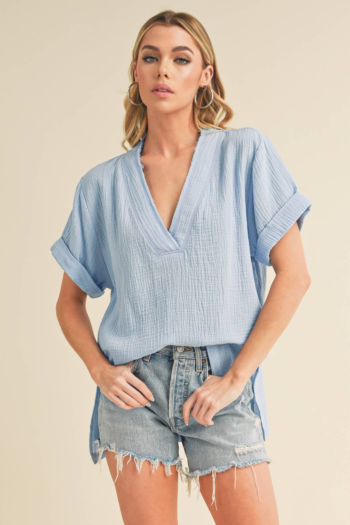 AEMI + CO - Wholesale Blouse - Women's - 8167BK Trudie Top40