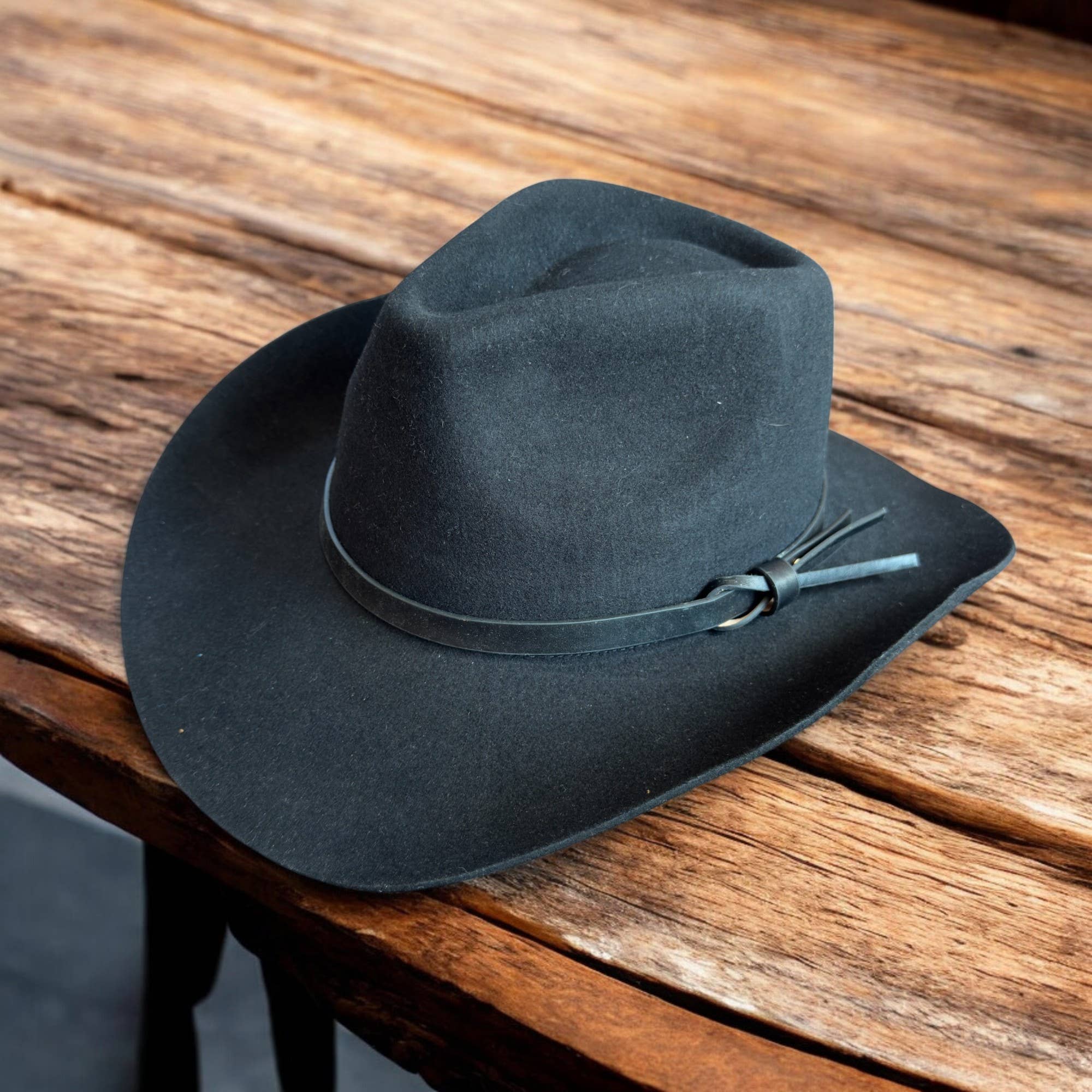 Bella Betty - Vente Chapeau de cowboy – femme - Chapeau de cowboy en laine australienne de qualité supérieure avec bande en cuir0
